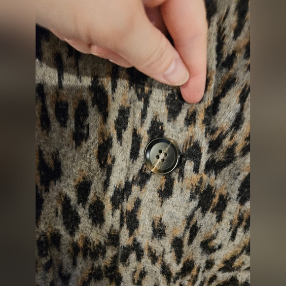Maurices leopard print heavy cardigan - Picture 4 of 4
